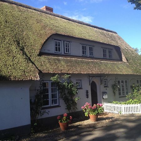 Reetstuebchen Apartamento Nieblum Exterior foto